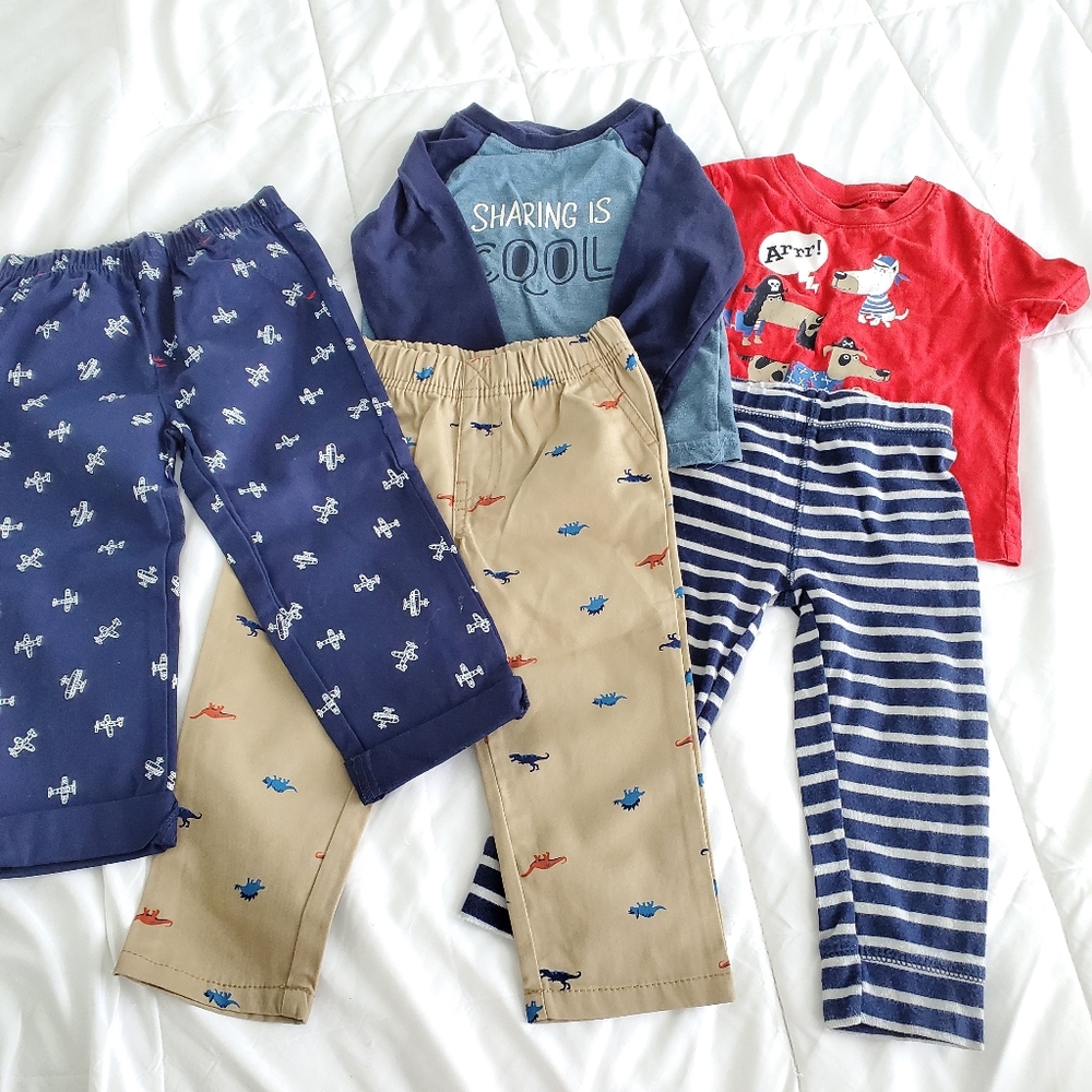 Lof of 5 Pieces Pants Sweatshirt Tshirt